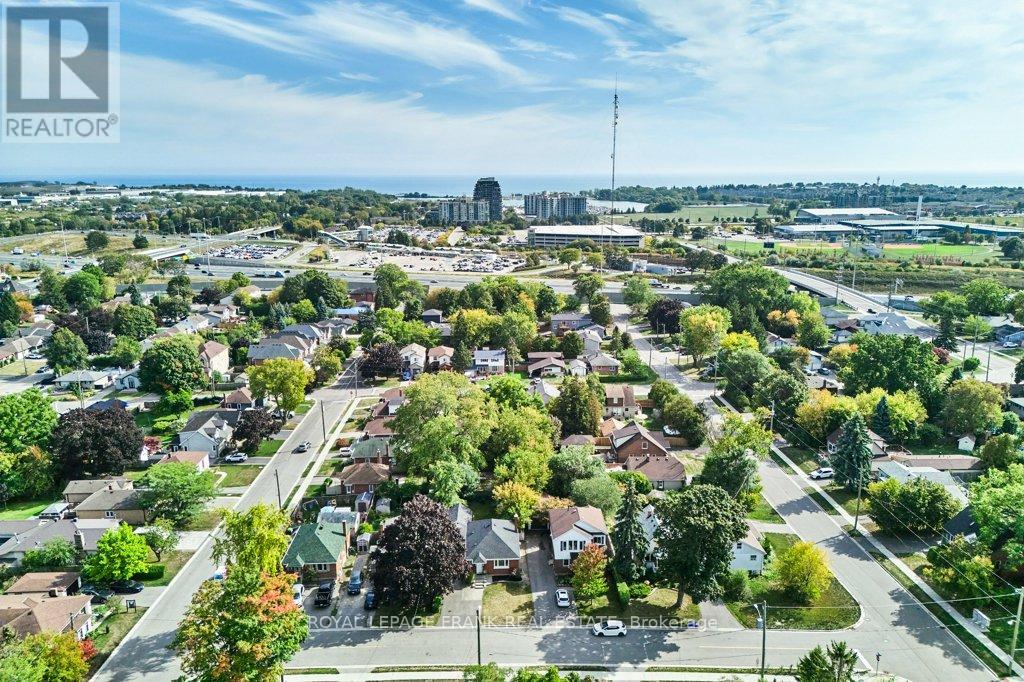 305 James Street, Whitby, Ontario  L1N 1G4 - Photo 32 - E12413384