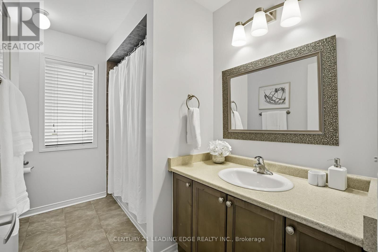 37 Stanhope Street, Whitby, Ontario  L1N 0H2 - Photo 36 - E12413896