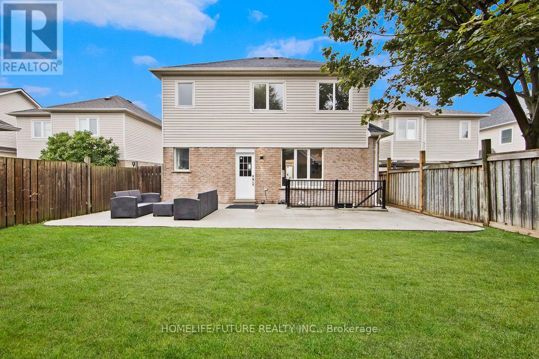 89 Eric Clarke Drive, Whitby, Ontario  L1R 2T6 - Photo 30 - E12413899