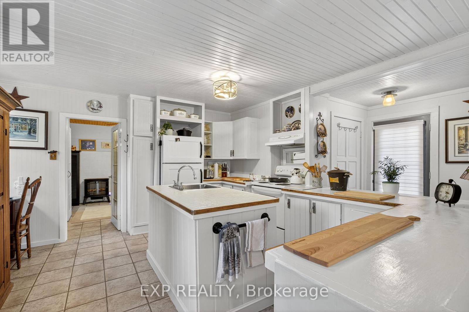 481 Lakeshore Road E, Oro-Medonte, Ontario  L0L 2E0 - Photo 15 - S12413869
