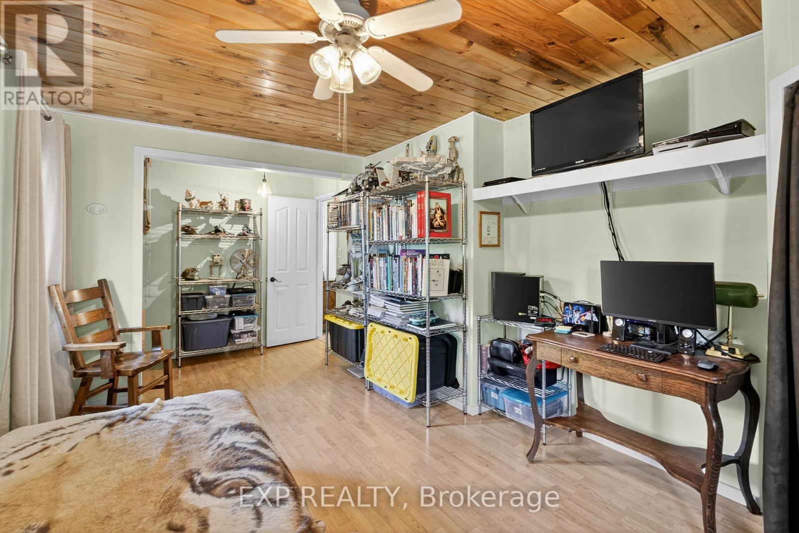 481 Lakeshore Road E, Oro-Medonte, Ontario  L0L 2E0 - Photo 19 - S12413869