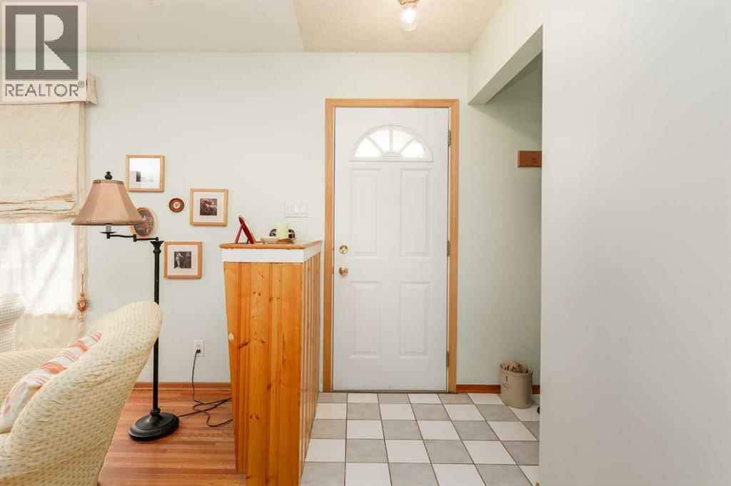 Property at 1306 29 Street S image 3