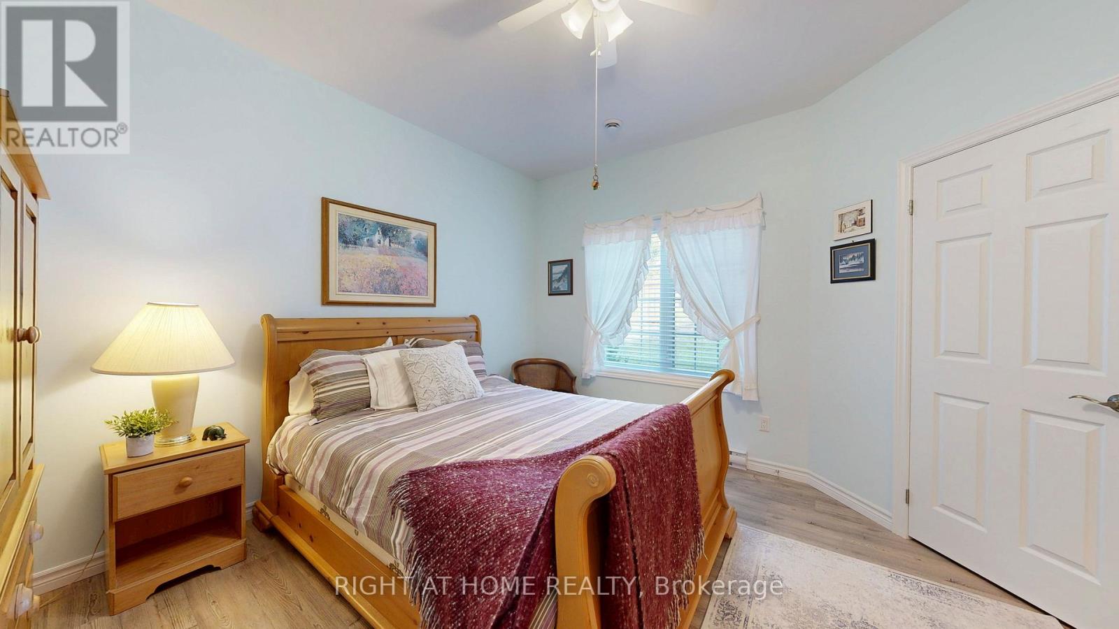 402 - 295 Densmore Road, Cobourg, Ontario  K9A 2S7 - Photo 17 - X12413900