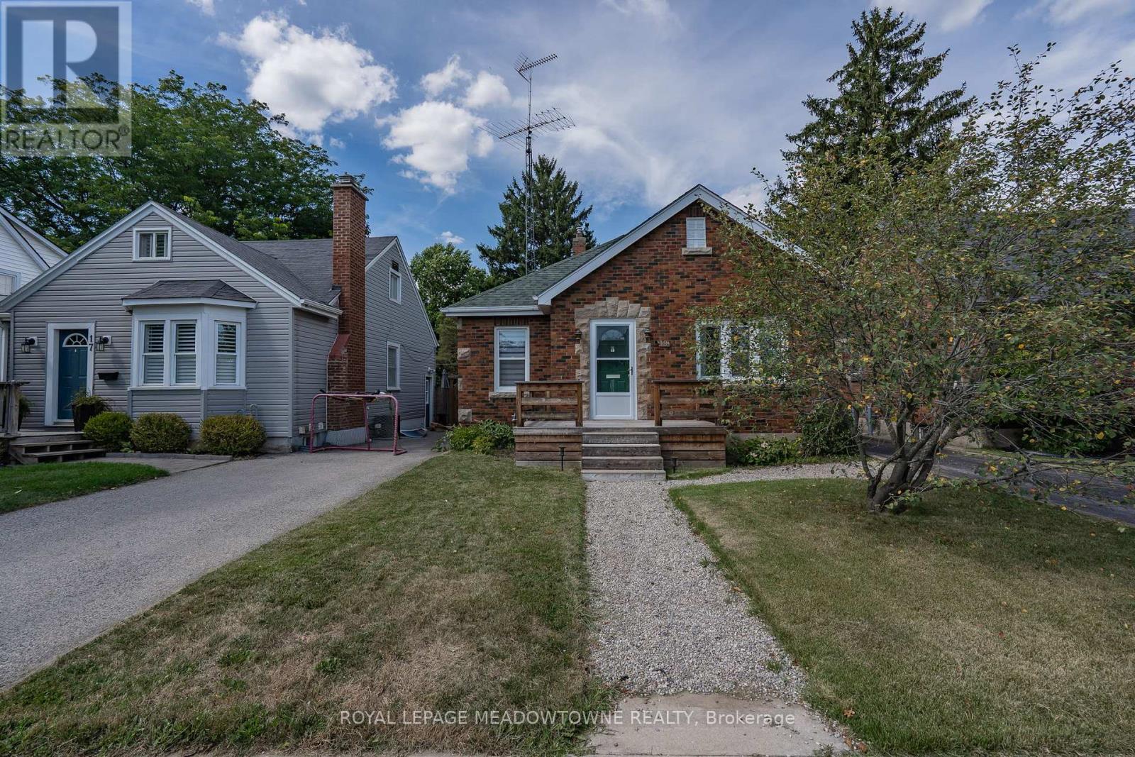 19 Dorothy Street, Brantford, Ontario  N3S 1G7 - Photo 1 - X12413901