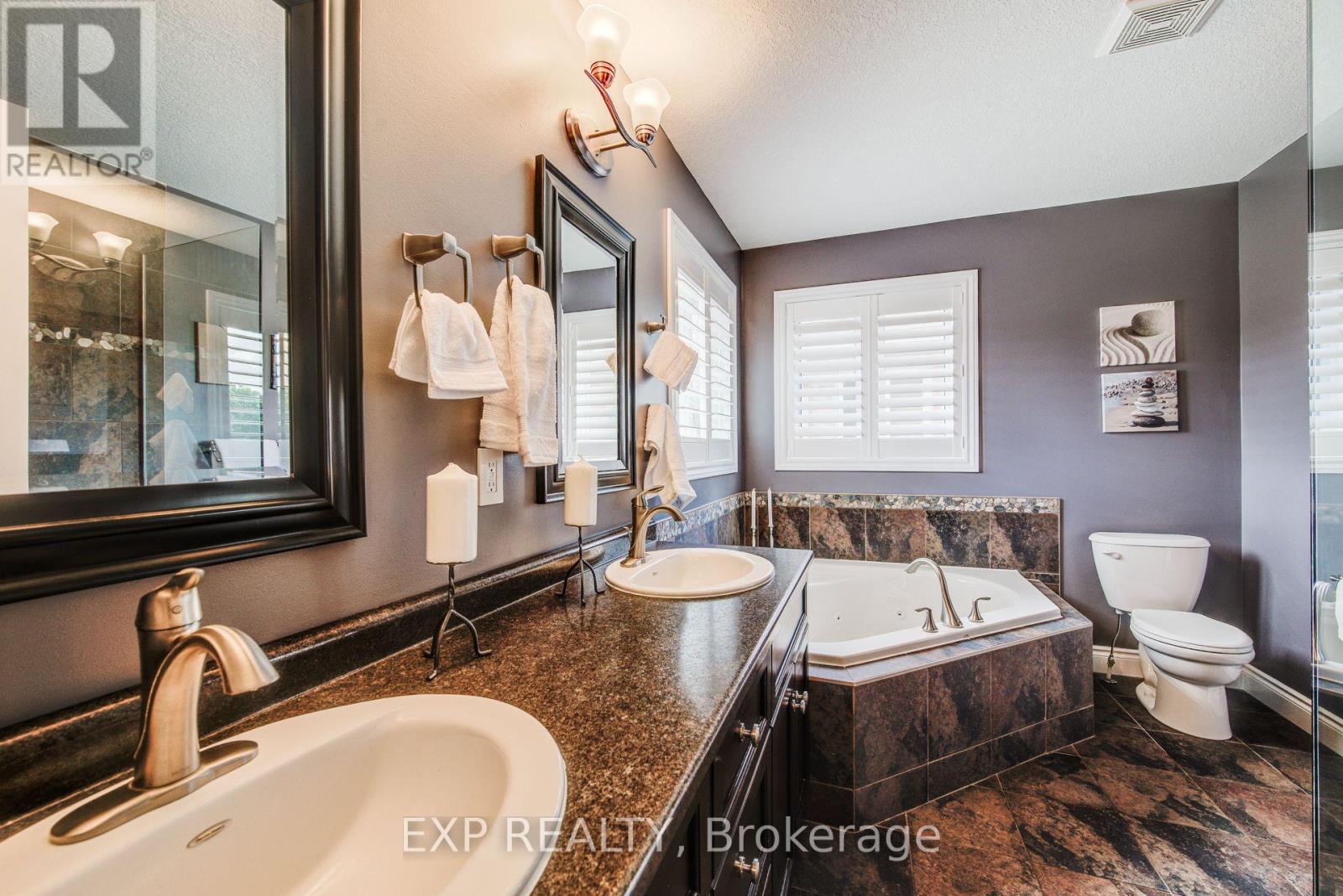 279 Zeller Drive, Kitchener, Ontario  N2A 0B2 - Photo 21 - X12413909
