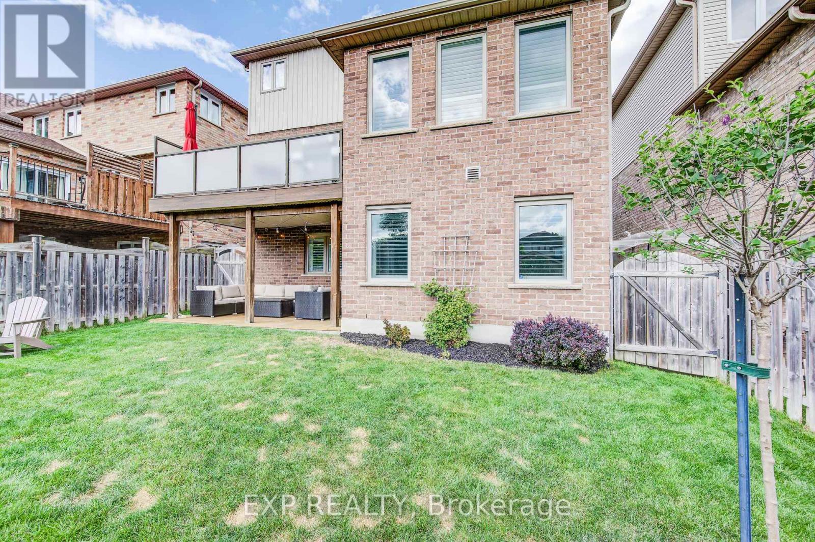 279 Zeller Drive, Kitchener, Ontario  N2A 0B2 - Photo 40 - X12413909