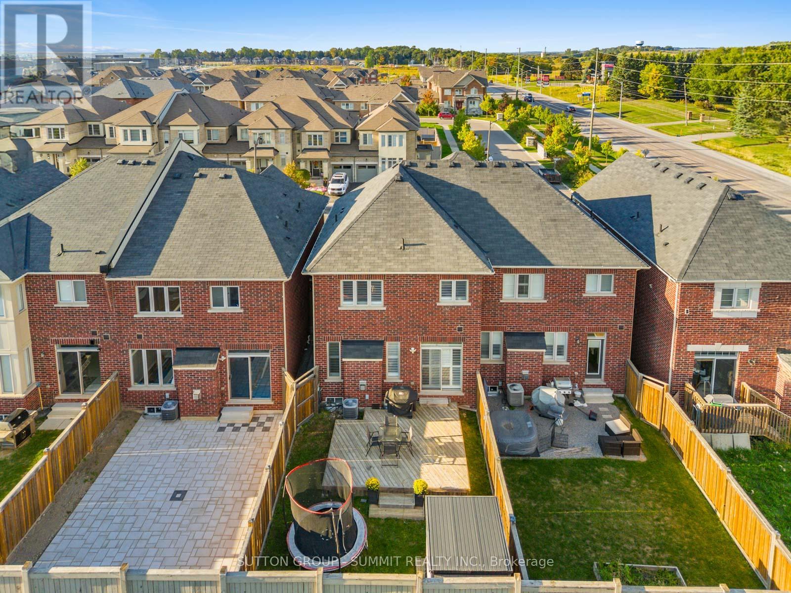 73 Mondial Crescent, East Gwillimbury, Ontario  L0G 1R0 - Photo 44 - N12413730
