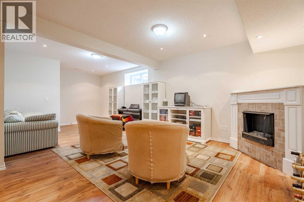 41 Everridge Court Sw, Calgary, Alberta  t2y 4t1 - Photo 24 - A2247227