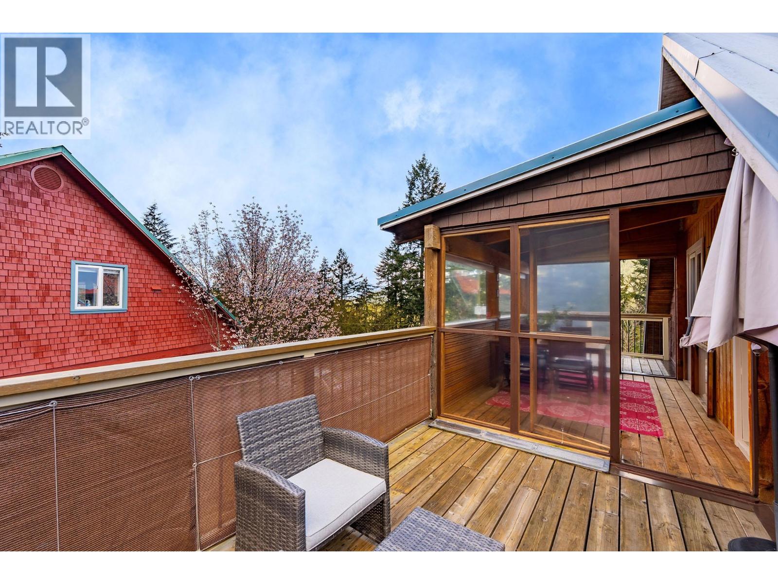 585 Artisan Lane, Bowen Island, British Columbia  V0N 1G2 - Photo 25 - R3017051