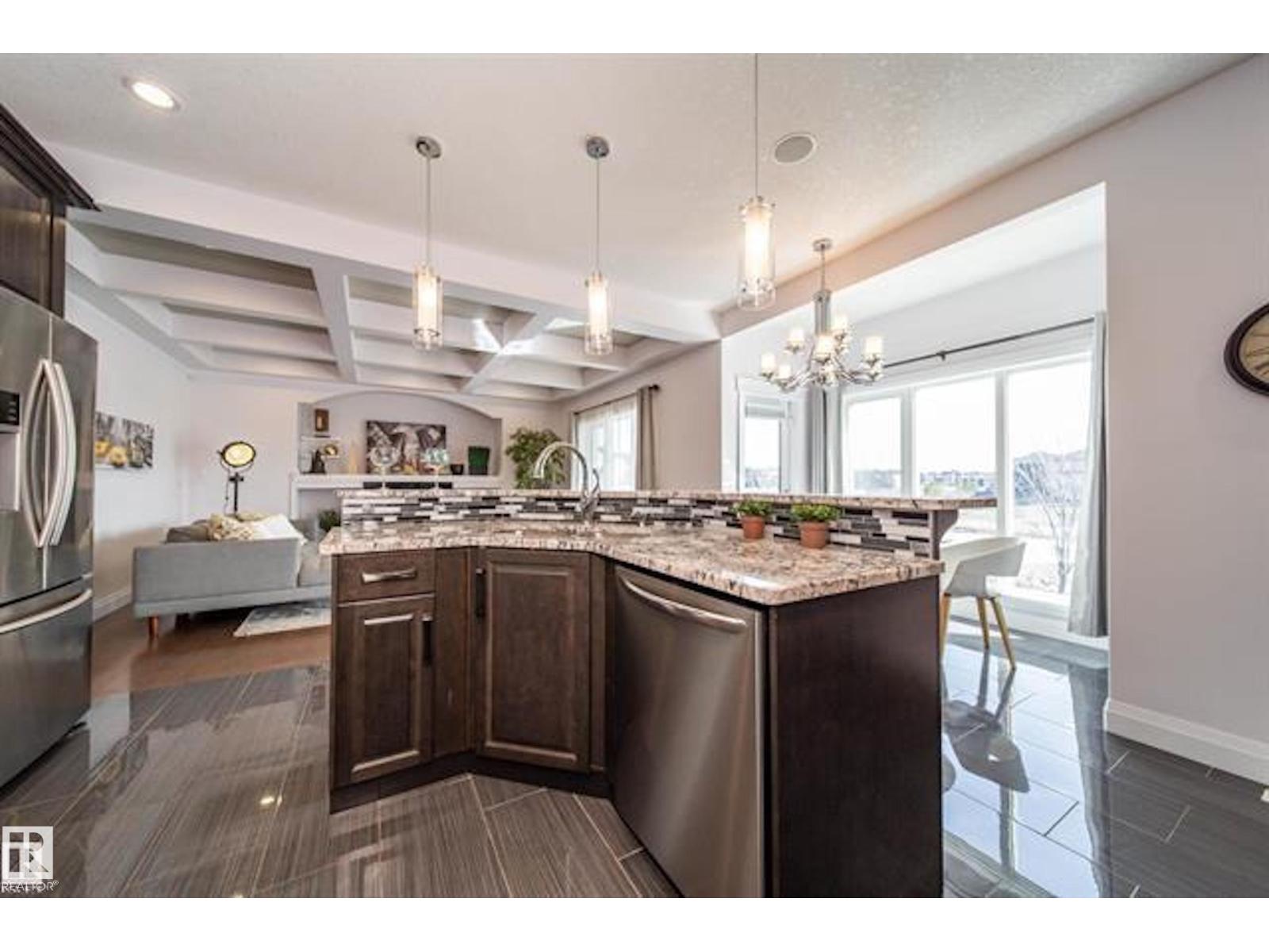 642 Albany Wy Nw, Edmonton, Alberta  T6V 0H2 - Photo 11 - E4458368