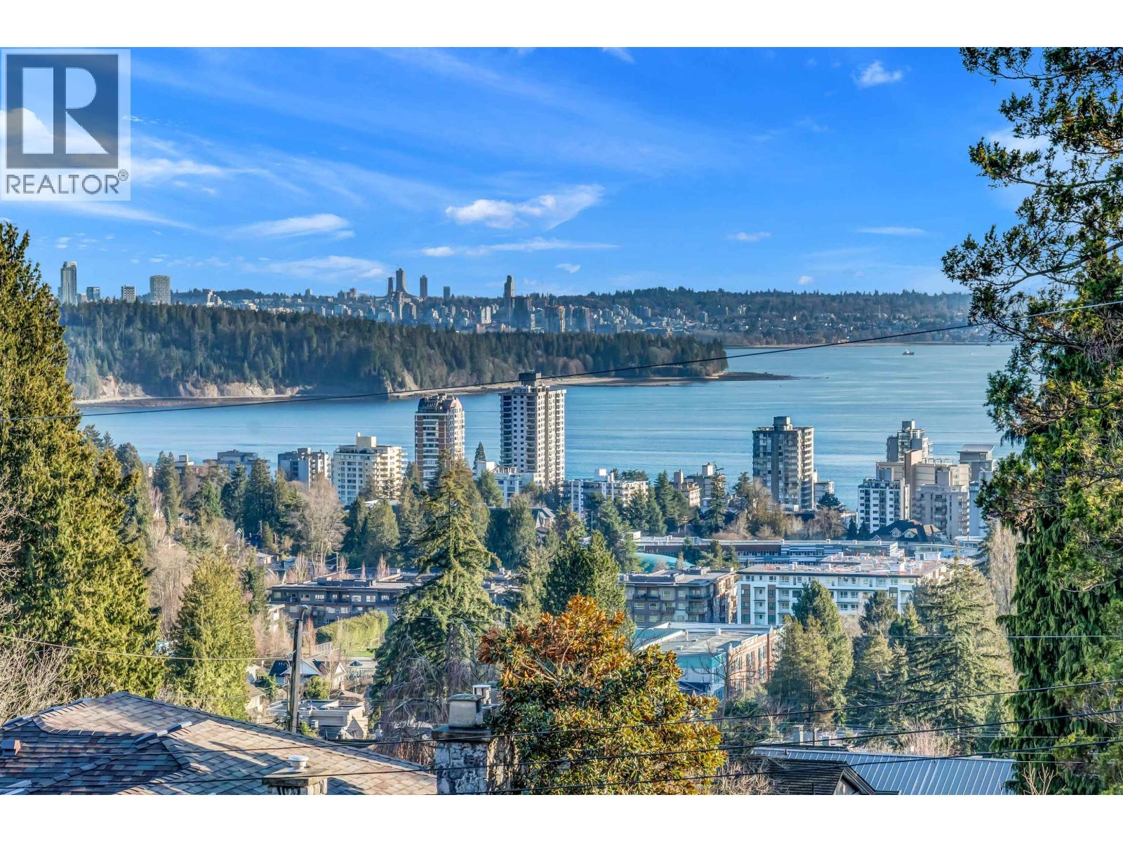 2234 PALMERSTON AVENUE, West Vancouver, British Columbia