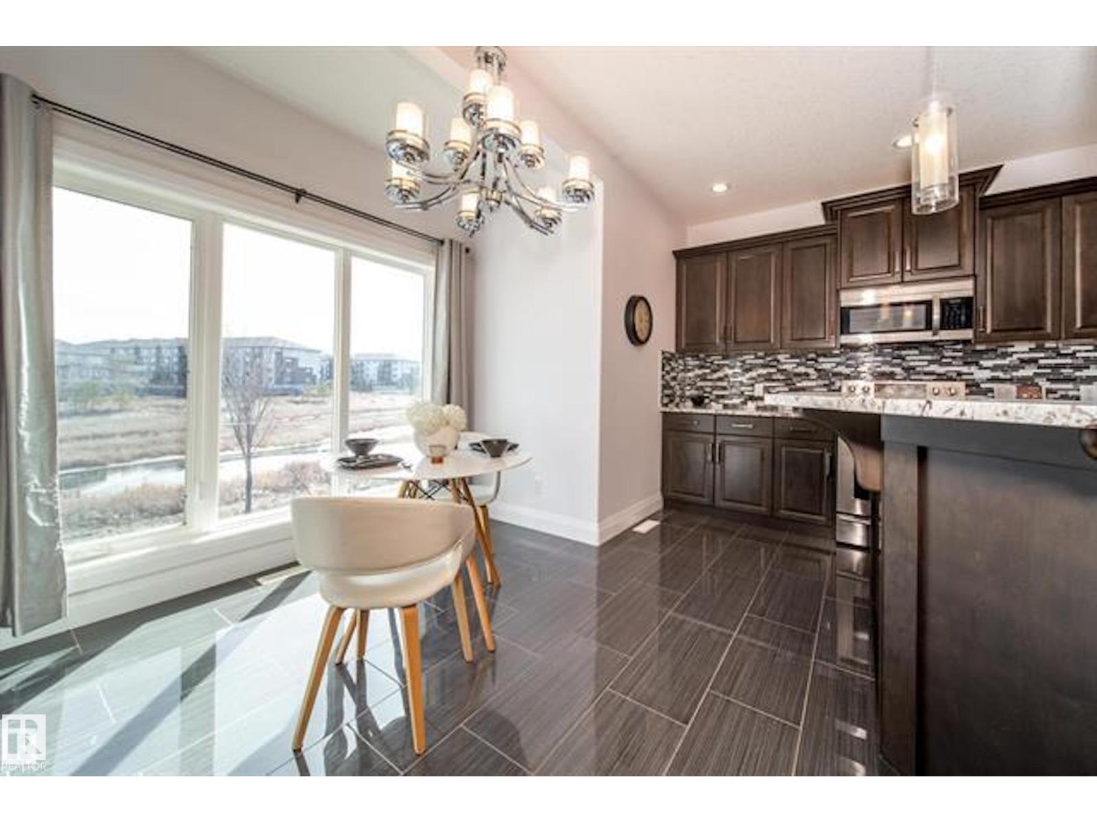 642 Albany Wy Nw, Edmonton, Alberta  T6V 0H2 - Photo 8 - E4458368