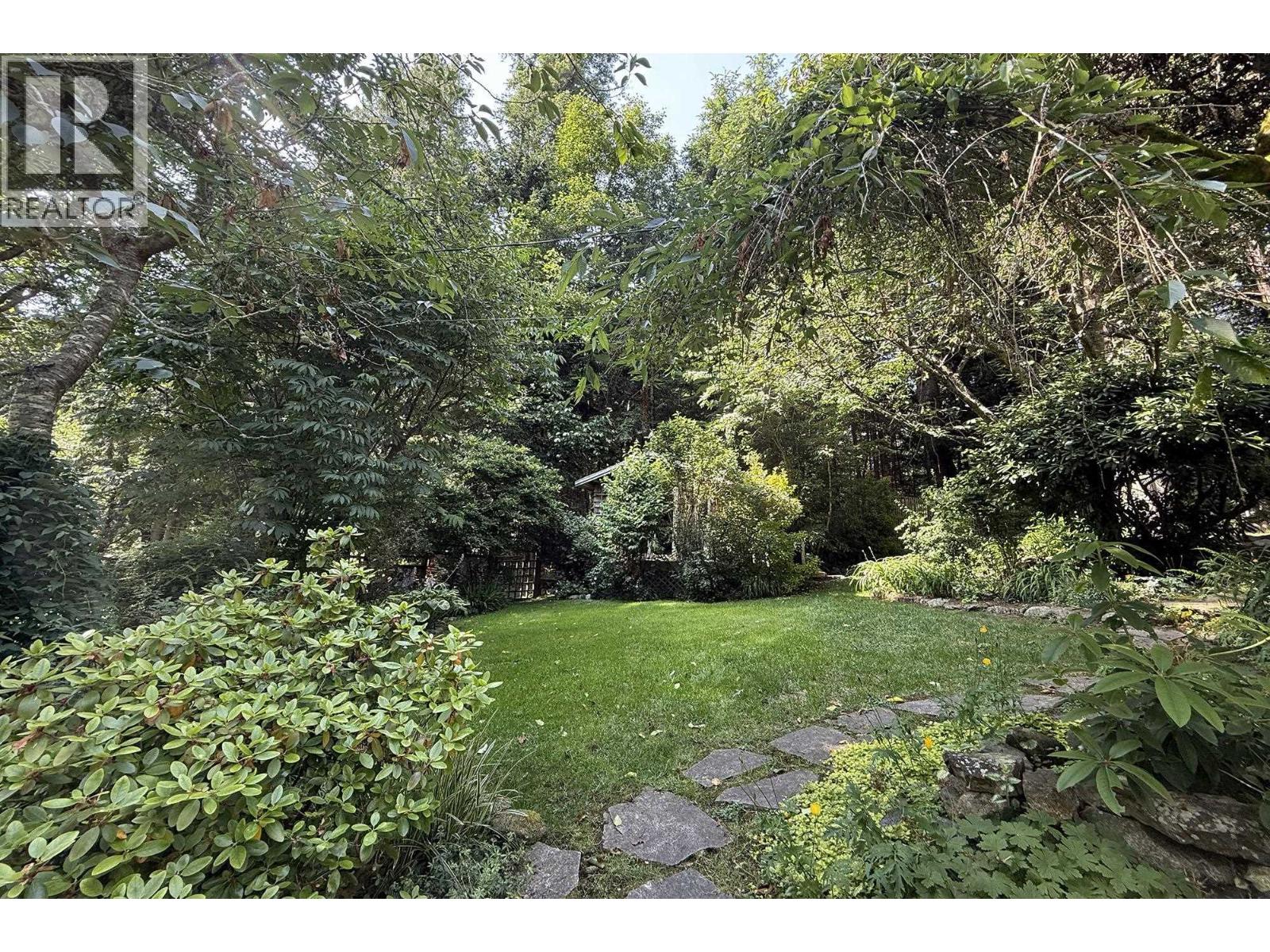 733 Windjammer Road, Bowen Island, British Columbia  V0N 1G2 - Photo 28 - R3020105