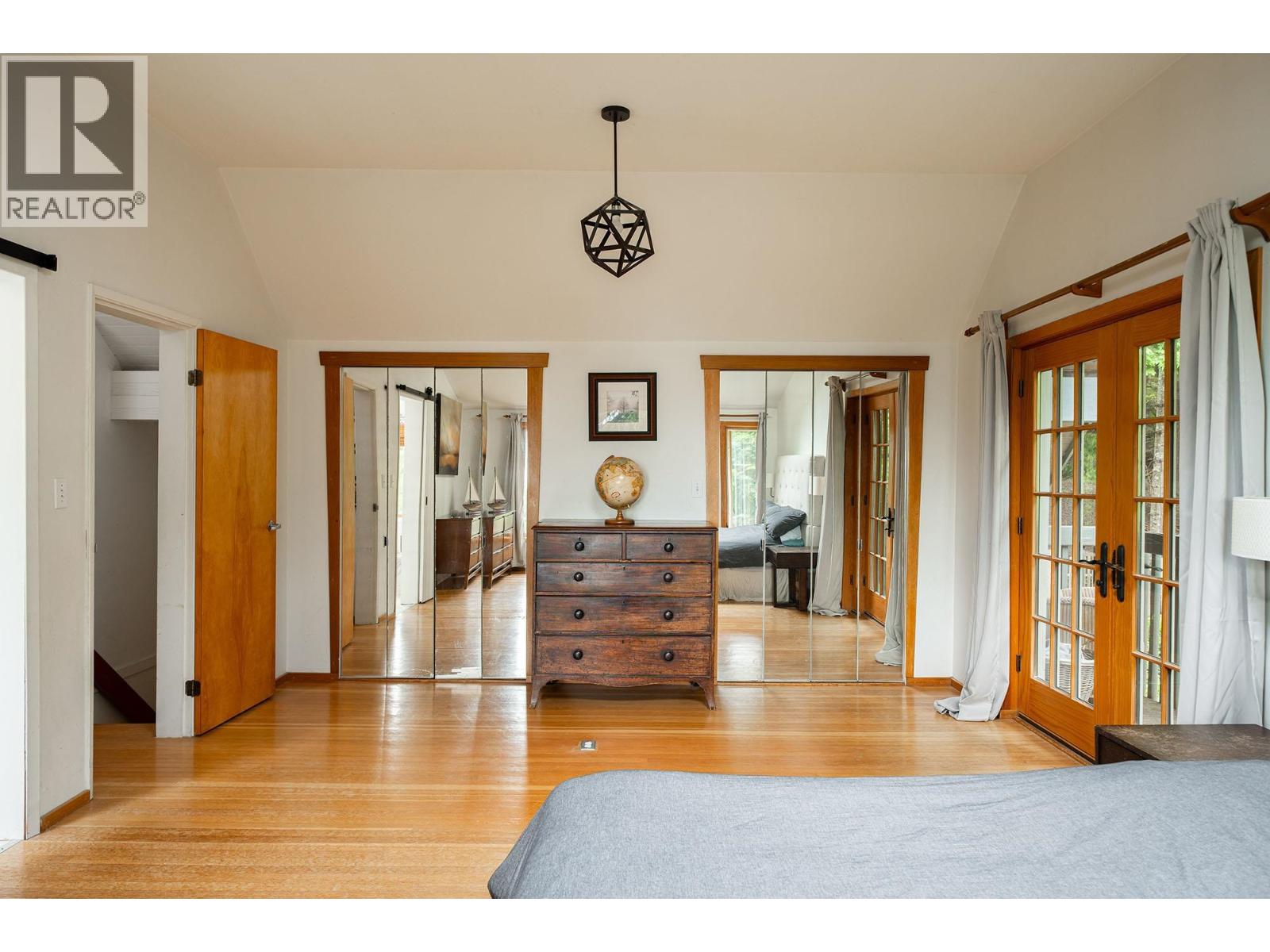 733 Windjammer Road, Bowen Island, British Columbia  V0N 1G2 - Photo 16 - R3020105