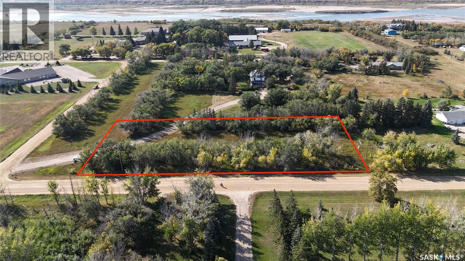 17-30 Mckenzie Street N, Outlook, Saskatchewan  S0L 2N0 - Photo 2 - SK018805