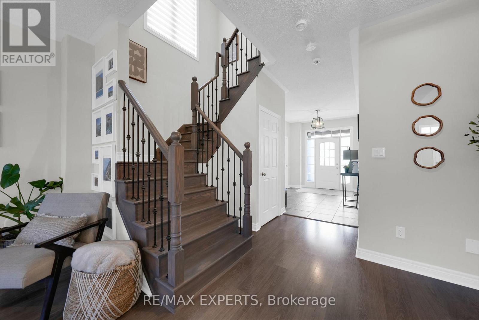 108 Turner Drive, New Tecumseth (Tottenham), Ontario  L0G 1W0 - Photo 11 - N12413920