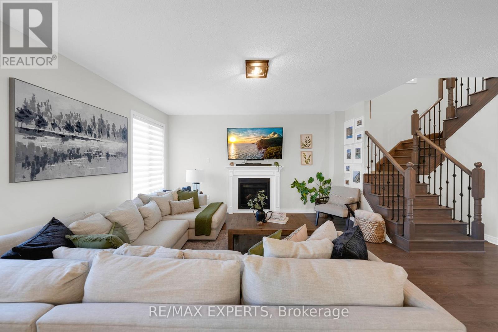 108 Turner Drive, New Tecumseth (Tottenham), Ontario  L0G 1W0 - Photo 15 - N12413920