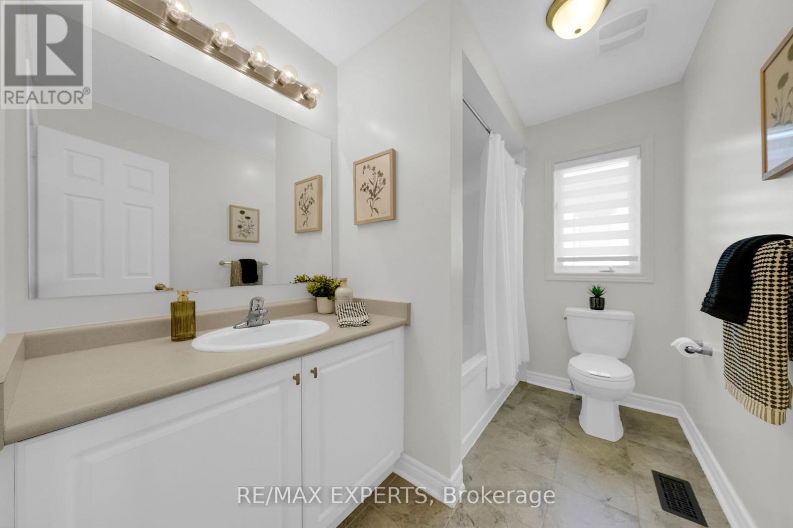 108 Turner Drive, New Tecumseth (Tottenham), Ontario  L0G 1W0 - Photo 35 - N12413920