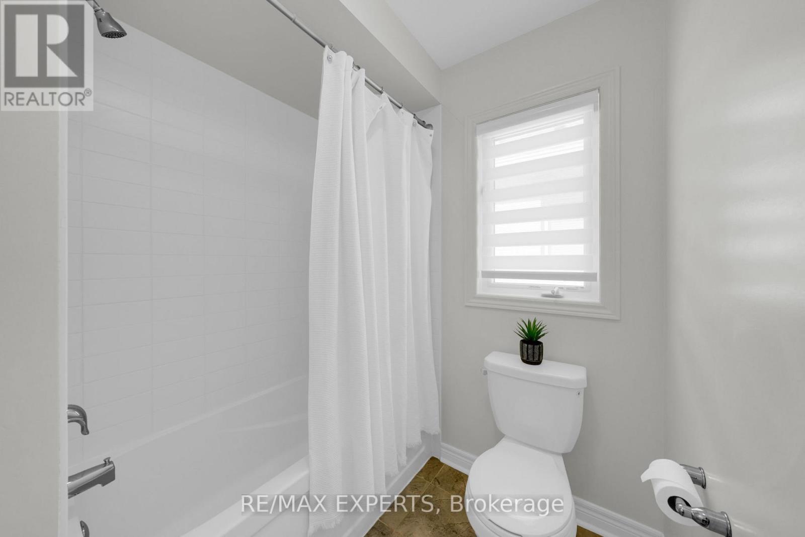 108 Turner Drive, New Tecumseth (Tottenham), Ontario  L0G 1W0 - Photo 36 - N12413920