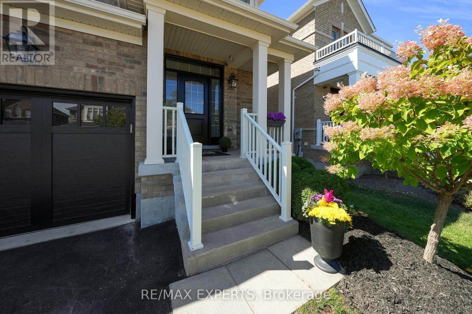 108 Turner Drive, New Tecumseth (Tottenham), Ontario  L0G 1W0 - Photo 6 - N12413920
