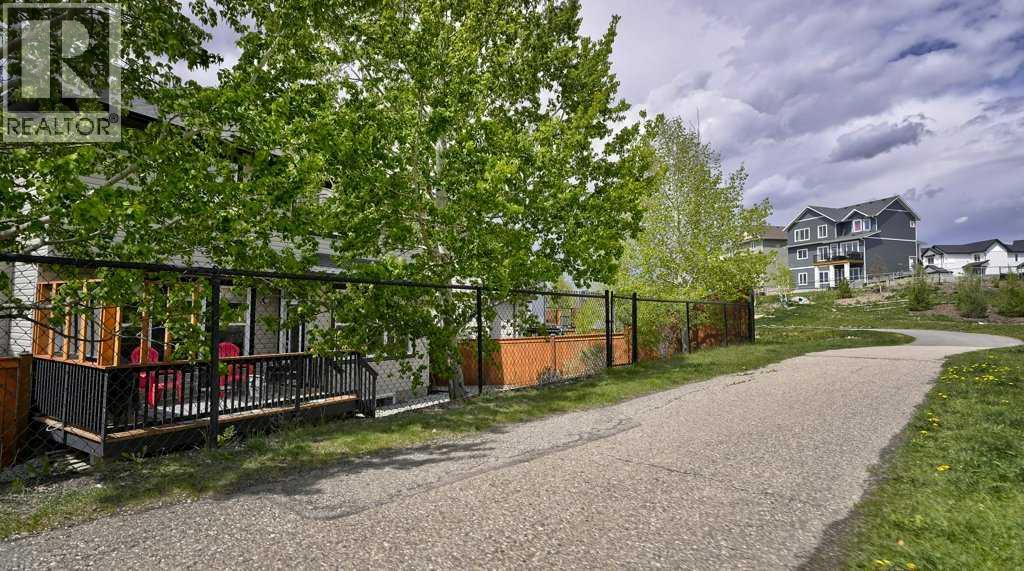 244 Heritage Bay, Cochrane, Alberta  T4C 0L3 - Photo 40 - A2235147