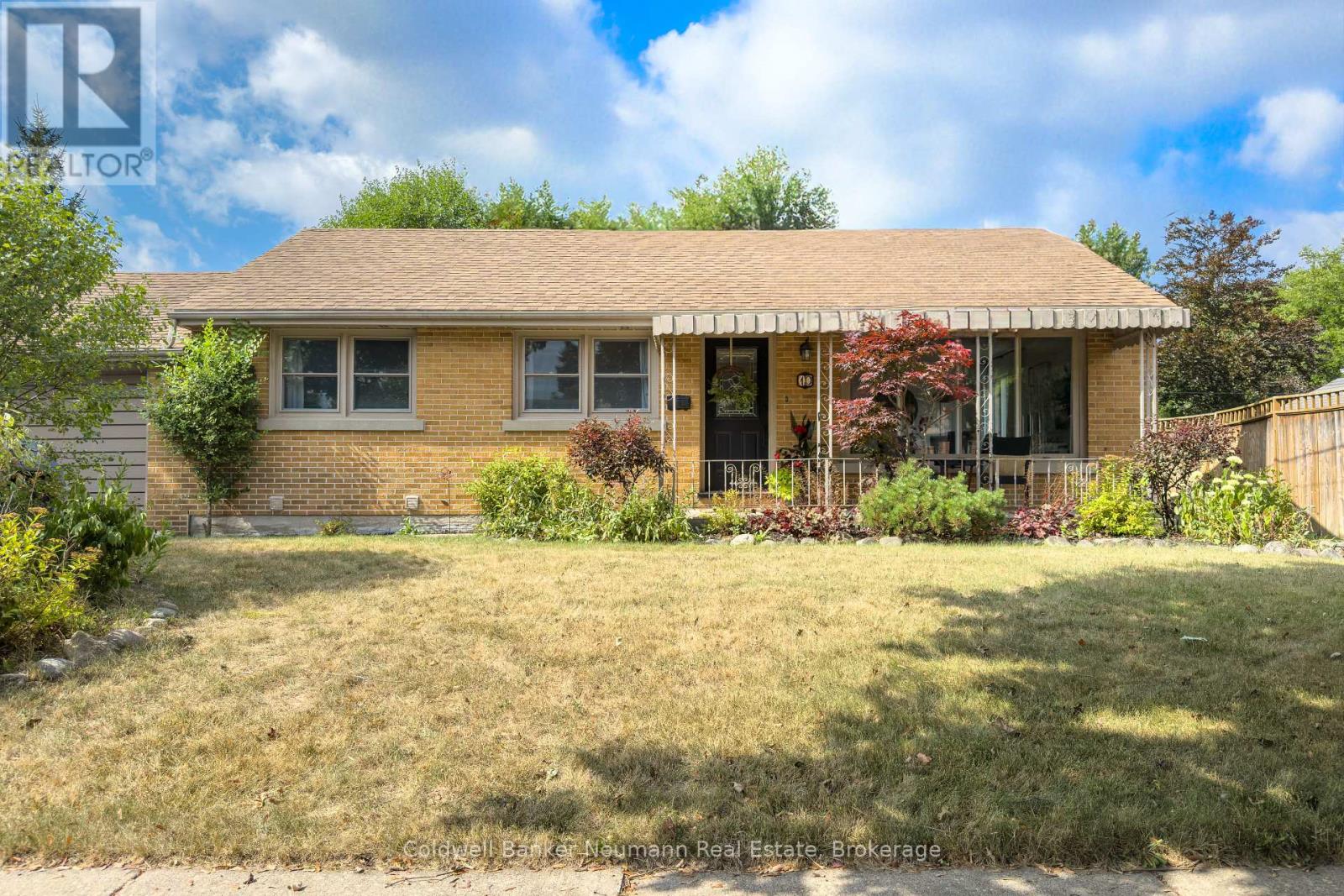 Lower - 10 Western Avenue, Guelph, Ontario  N1H 6A6 - Photo 2 - X12413942