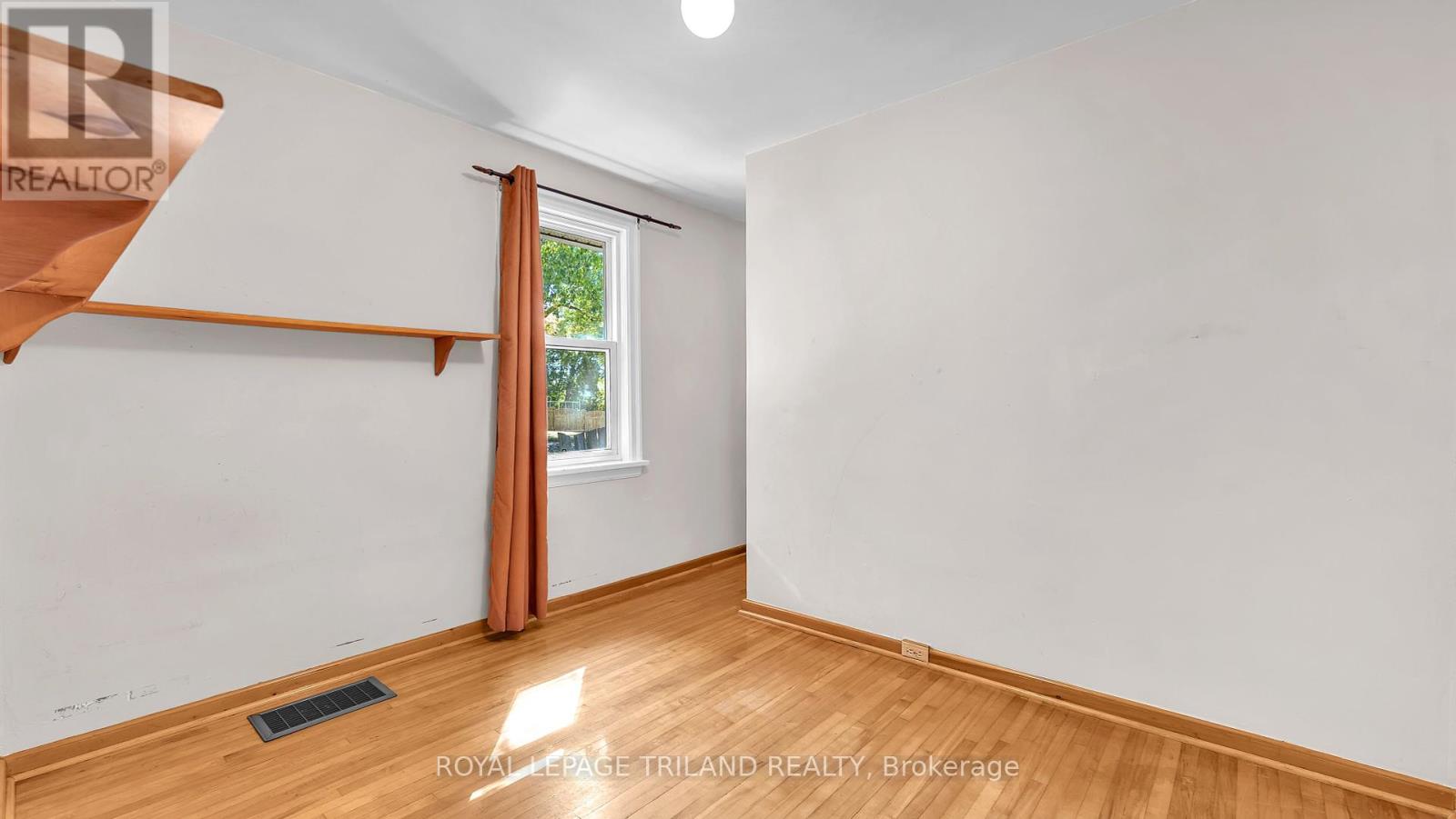 1041 Hamilton Road, London East, Ontario  N5W 1A7 - Photo 11 - X12413957