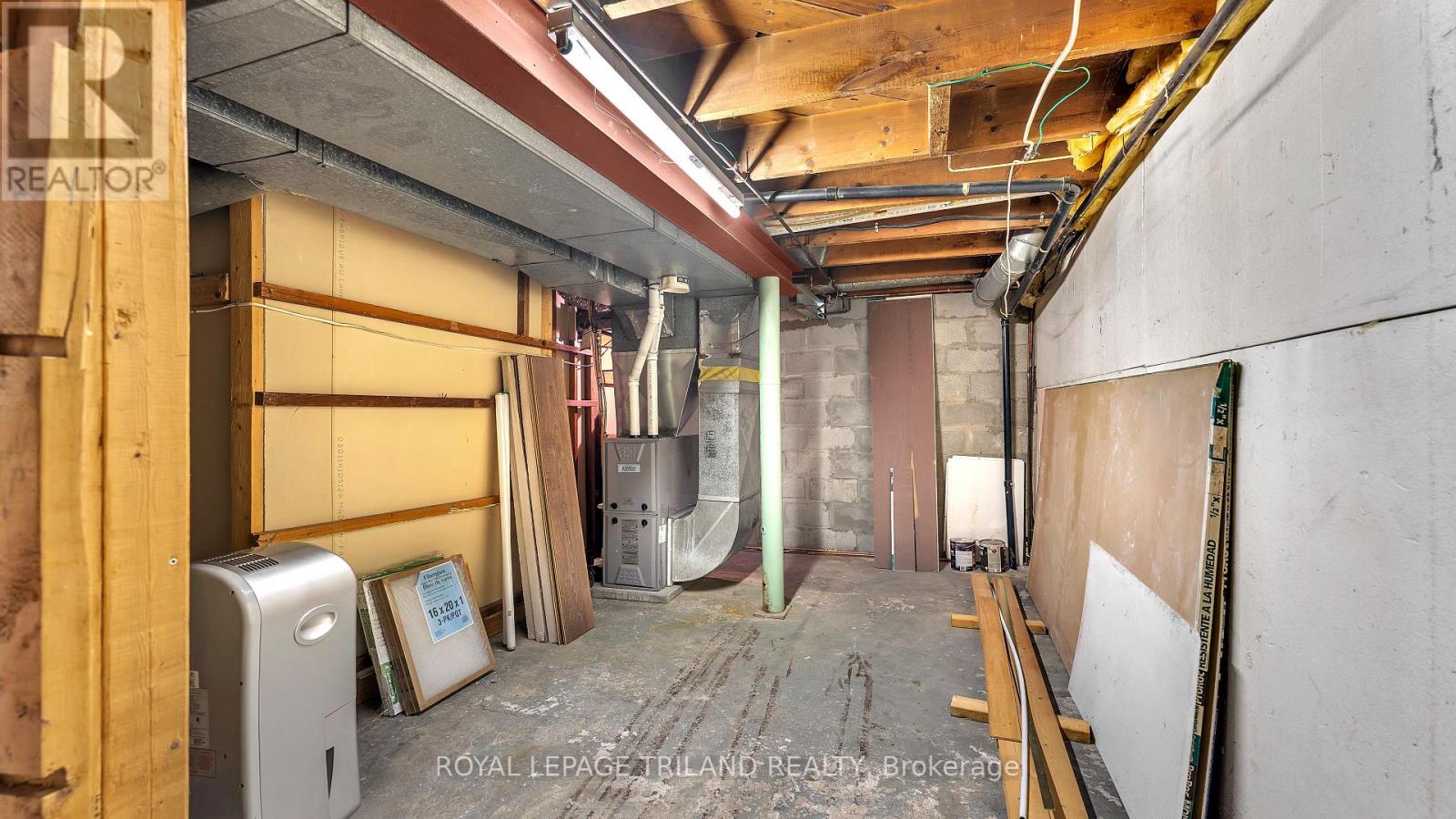 1041 Hamilton Road, London East, Ontario  N5W 1A7 - Photo 19 - X12413957