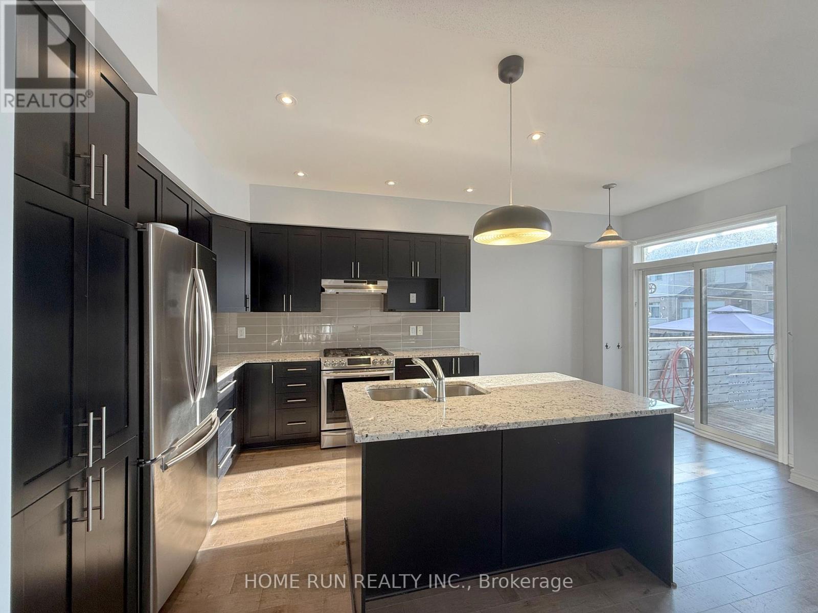 781 Brian Good Avenue, Ottawa, Ontario  K4M 0E3 - Photo 5 - X12413960