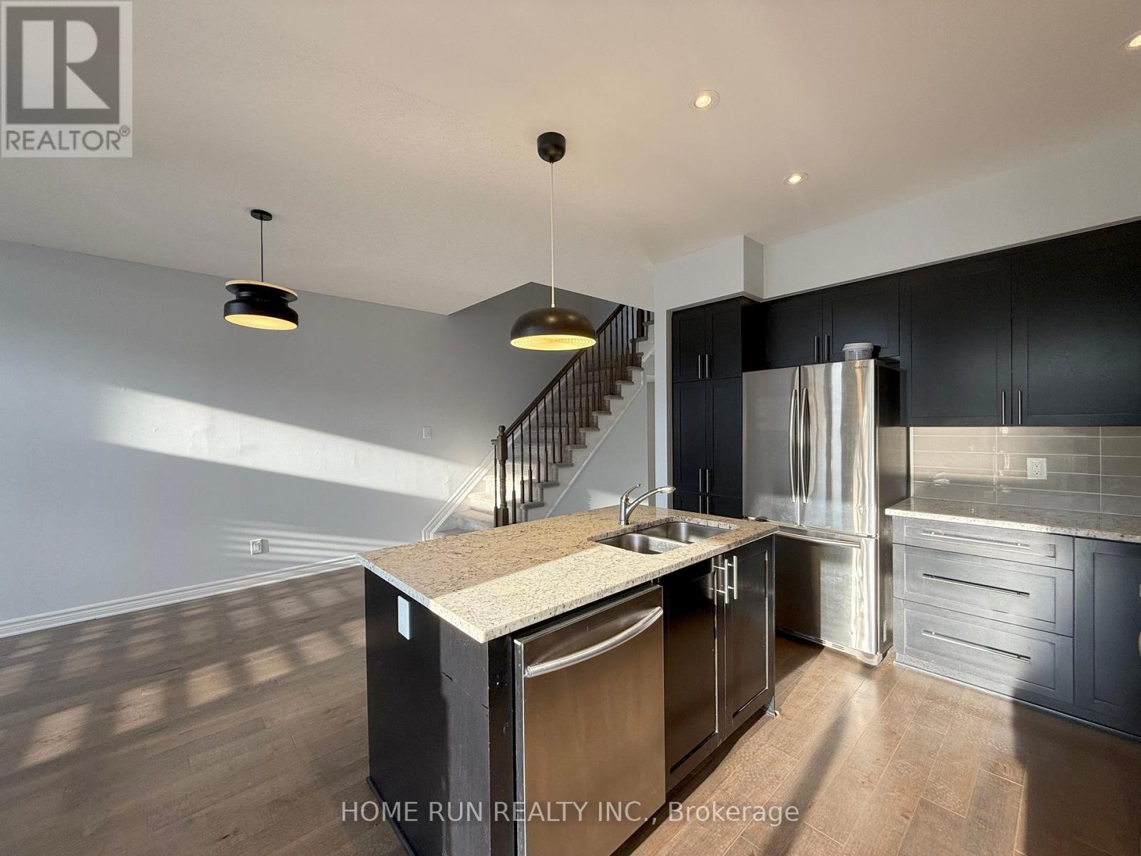 781 Brian Good Avenue, Ottawa, Ontario  K4M 0E3 - Photo 7 - X12413960