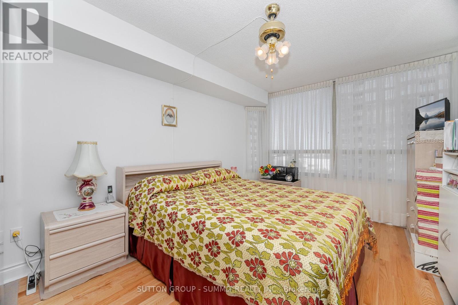 1608 - 330 Rathburn Road W, Mississauga (City Centre), Ontario  L5B 3Y1 - Photo 27 - W12413913