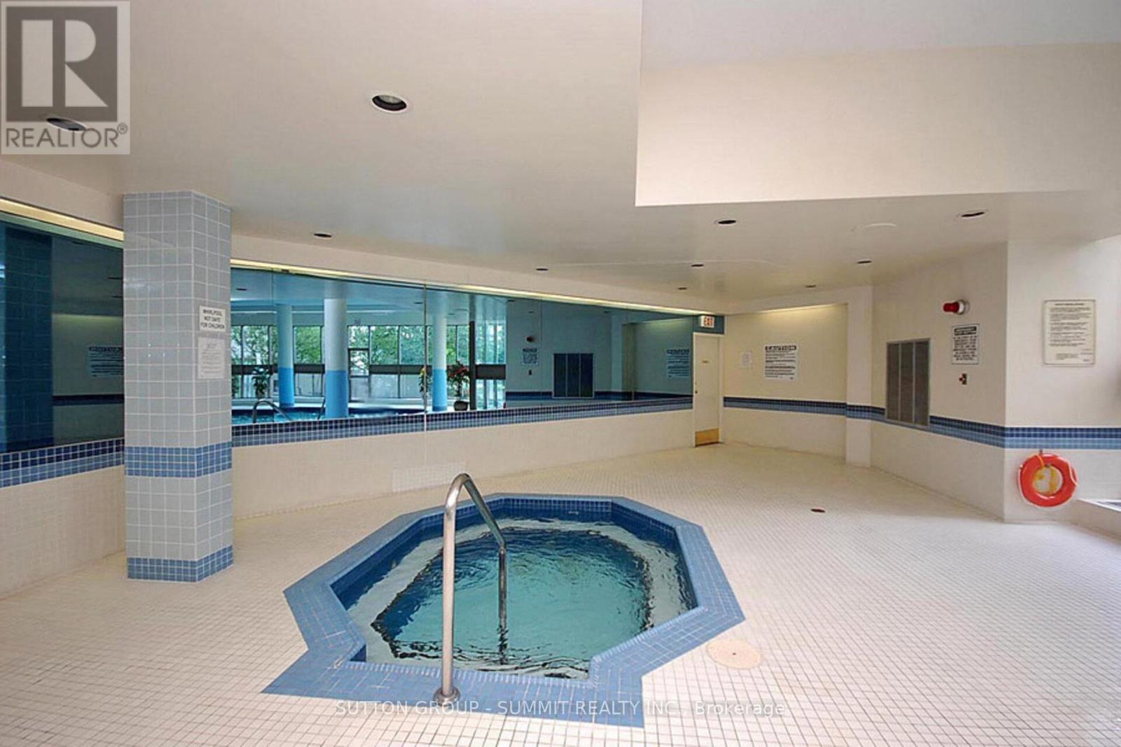 1608 - 330 Rathburn Road W, Mississauga (City Centre), Ontario  L5B 3Y1 - Photo 38 - W12413913