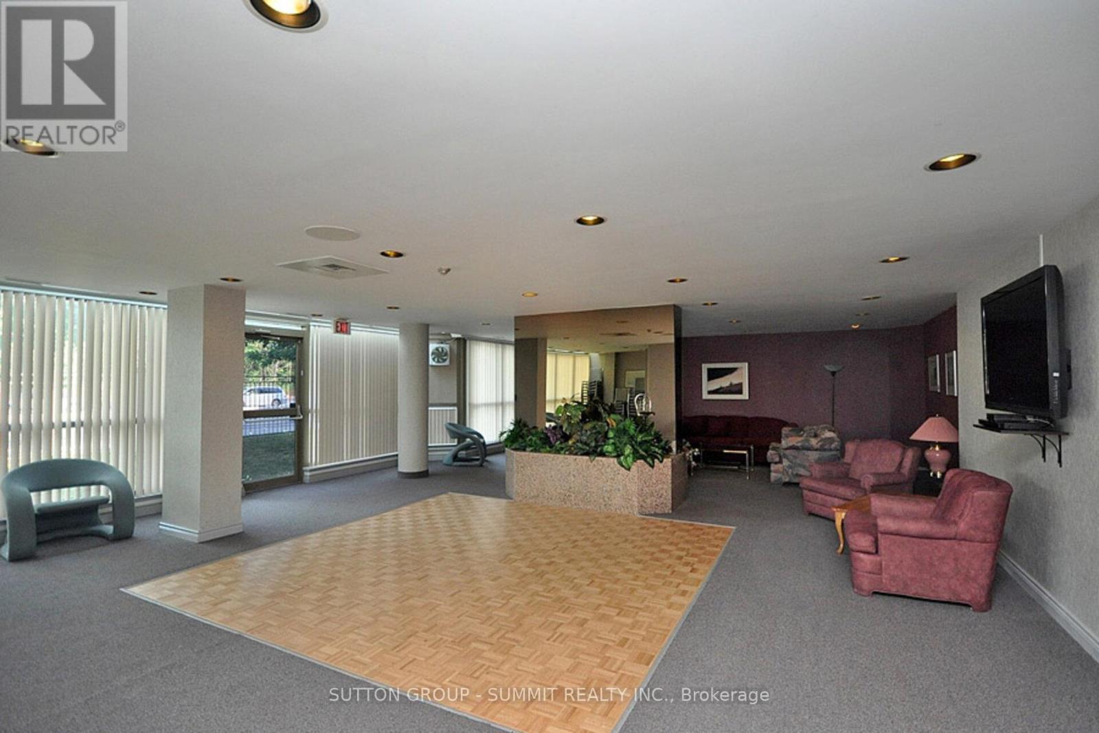 1608 - 330 Rathburn Road W, Mississauga (City Centre), Ontario  L5B 3Y1 - Photo 39 - W12413913