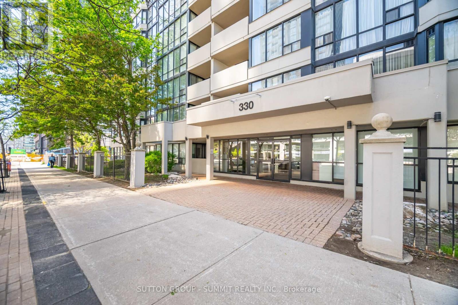 1608 - 330 Rathburn Road W, Mississauga (City Centre), Ontario  L5B 3Y1 - Photo 45 - W12413913