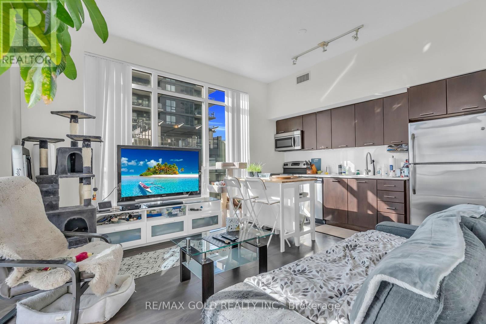 806 - 2212 Lake Shore Boulevard W, Toronto (Mimico), Ontario  M8V 0C2 - Photo 10 - W12413918