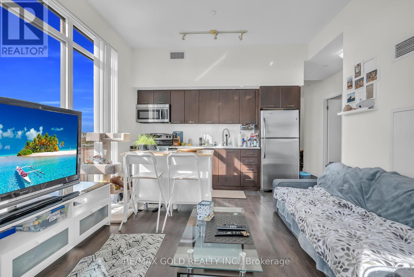 806 - 2212 Lake Shore Boulevard W, Toronto (Mimico), Ontario  M8V 0C2 - Photo 11 - W12413918