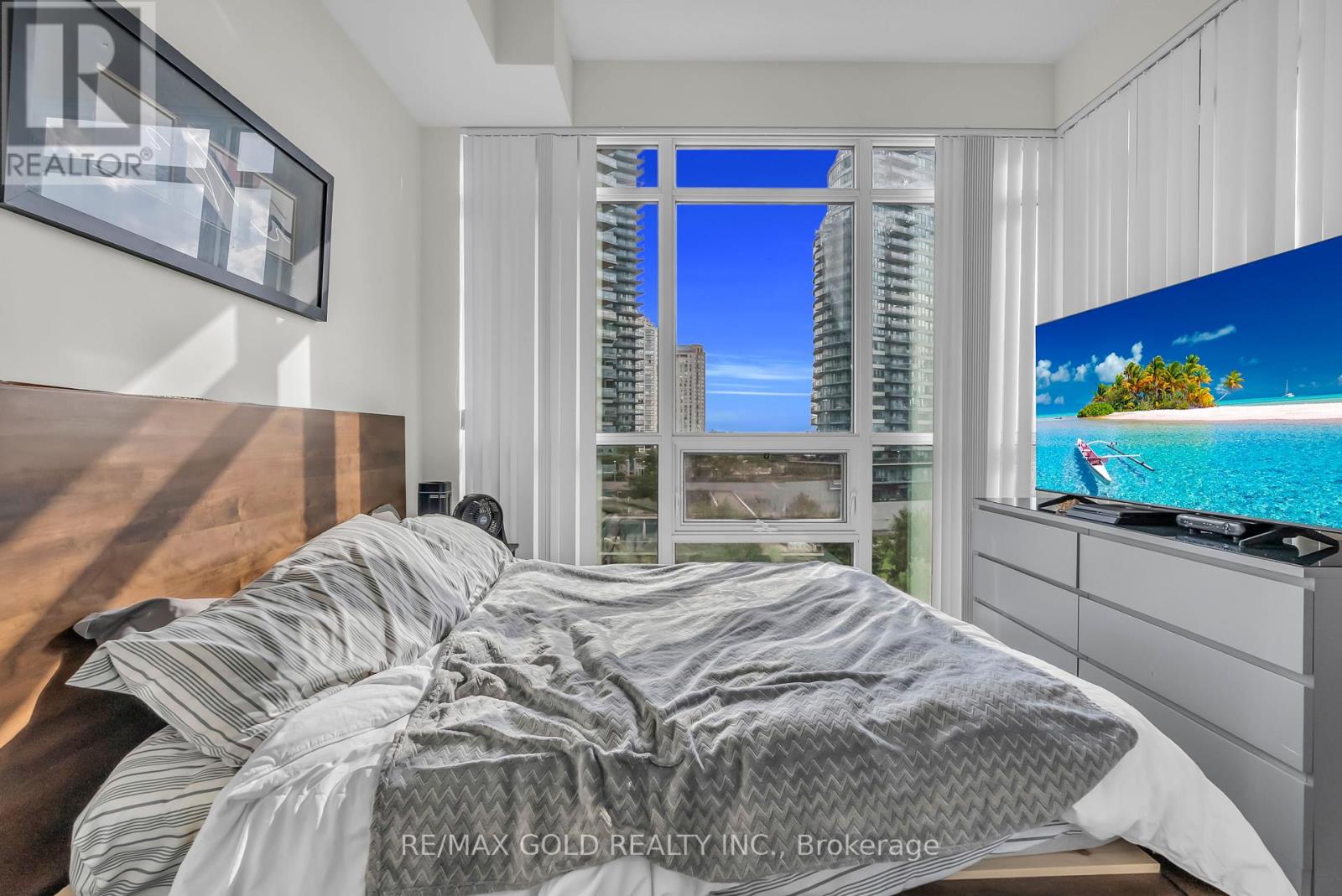 806 - 2212 Lake Shore Boulevard W, Toronto (Mimico), Ontario  M8V 0C2 - Photo 19 - W12413918