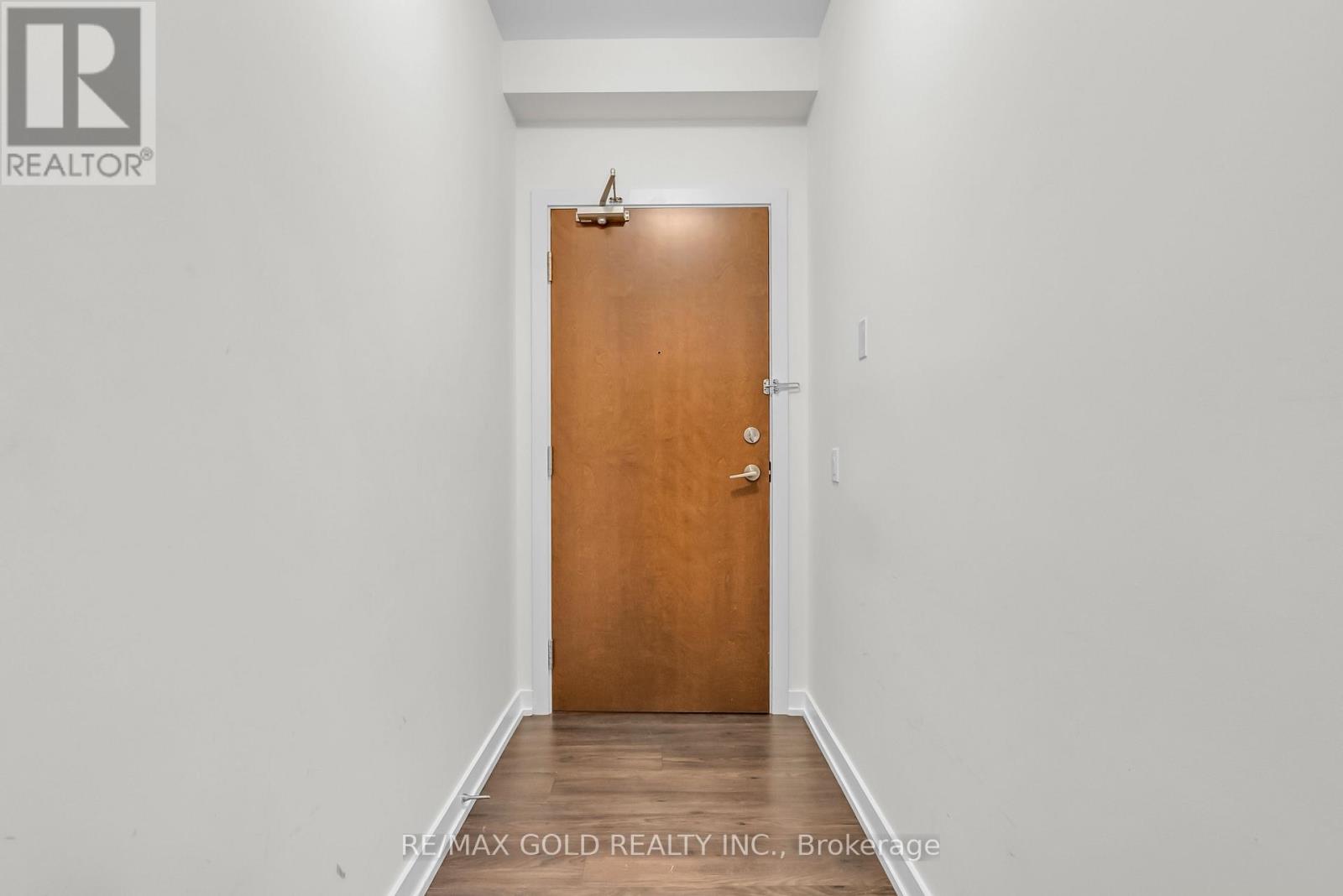 806 - 2212 Lake Shore Boulevard W, Toronto (Mimico), Ontario  M8V 0C2 - Photo 5 - W12413918