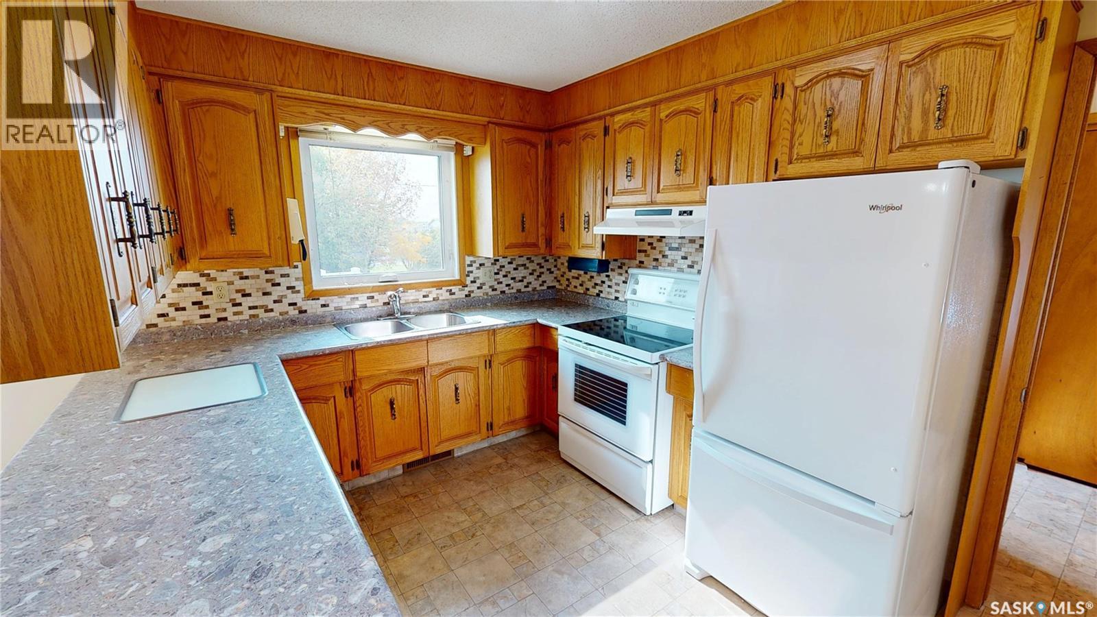 318 3rd Avenue, Alameda, Saskatchewan  S0C 0A0 - Photo 23 - SK008677
