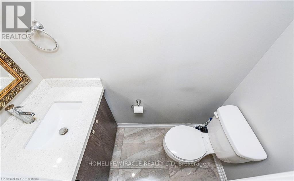 91 Madoc Drive, Brampton (Madoc), Ontario  L6V 2A3 - Photo 17 - W12413972