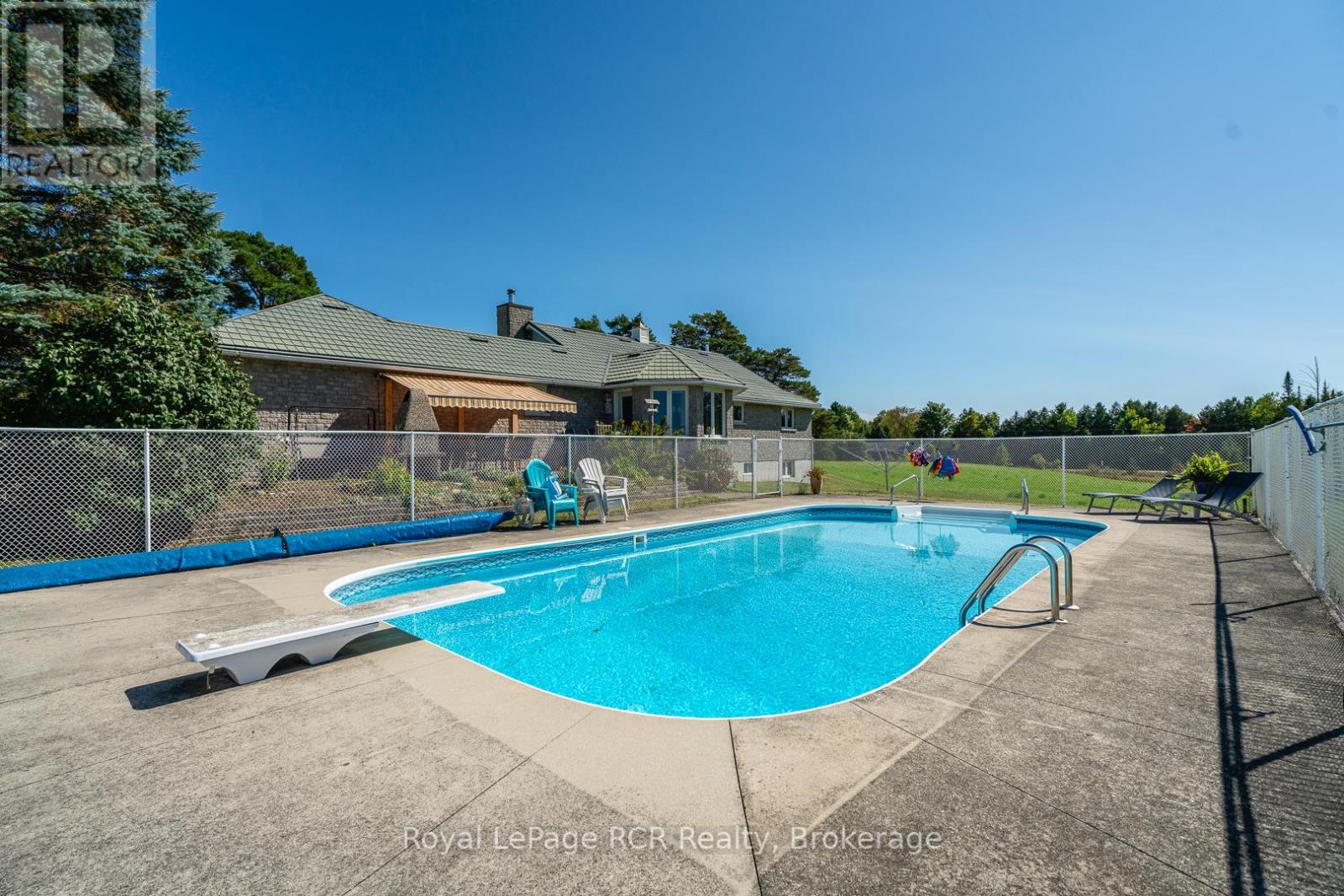 114228 Grey Road 3 Road, West Grey, Ontario  N0G 1S0 - Photo 41 - X12413988