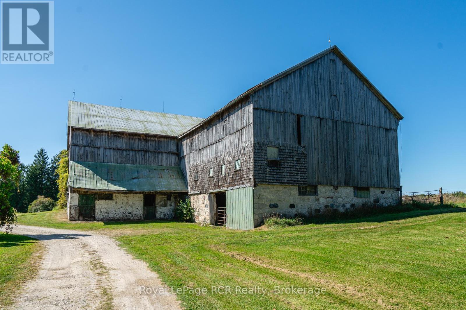114228 Grey Road 3 Road, West Grey, Ontario  N0G 1S0 - Photo 44 - X12413988