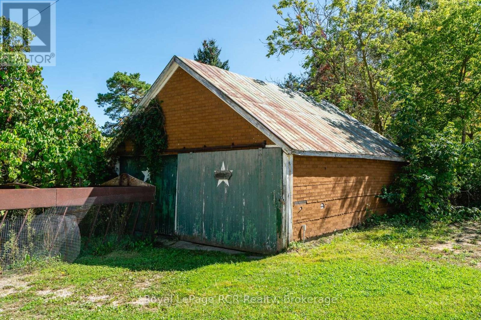 114228 Grey Road 3 Road, West Grey, Ontario  N0G 1S0 - Photo 49 - X12413988