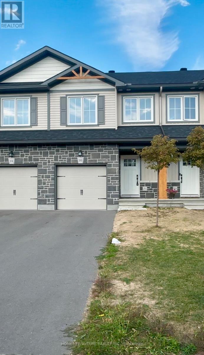 16 MARGARET GRAHAM TERRACE, Smiths Falls, Ontario