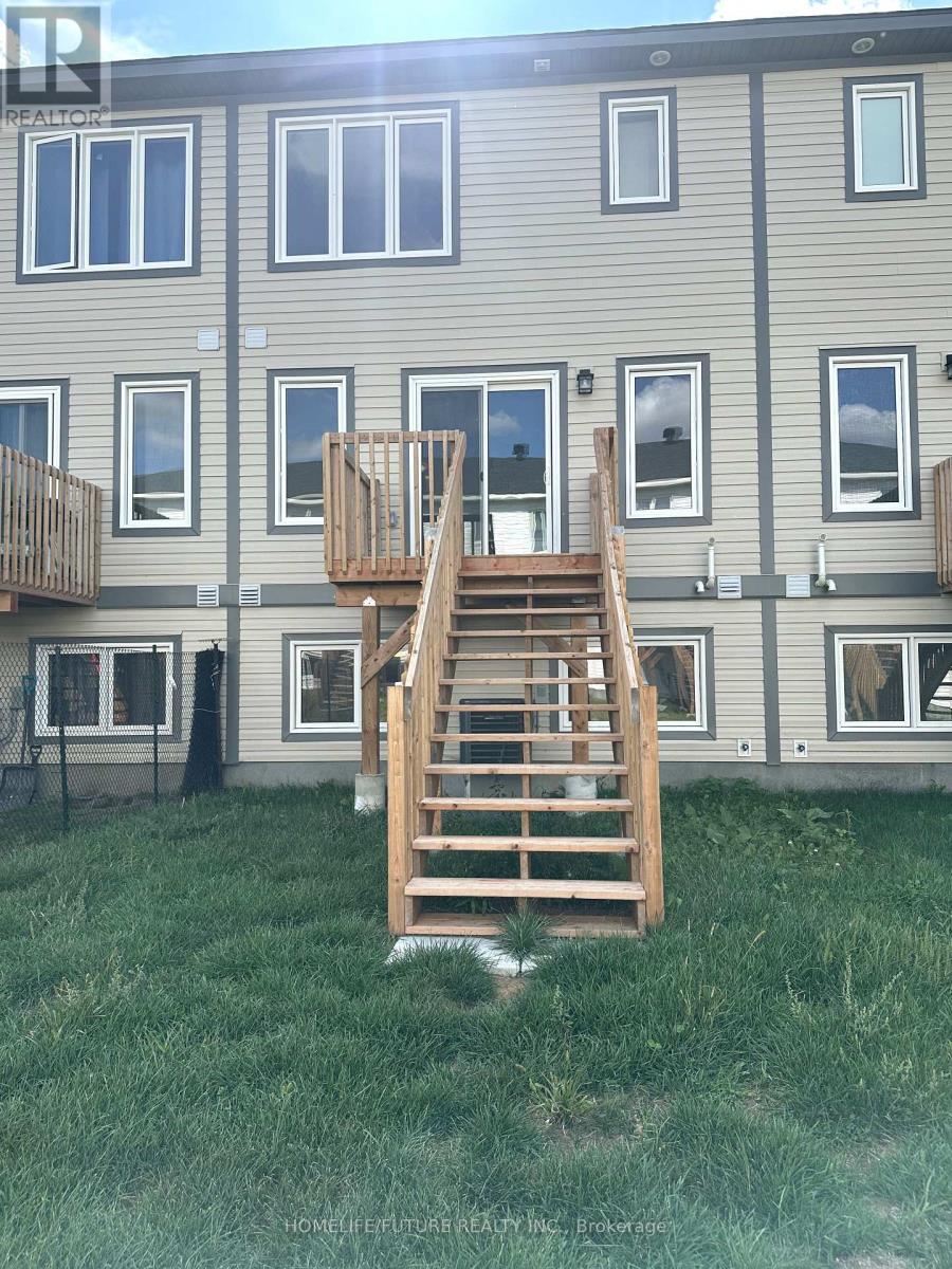 16 Margaret Graham Terrace, Smiths Falls, Ontario  K7A 0B9 - Photo 22 - X12413936