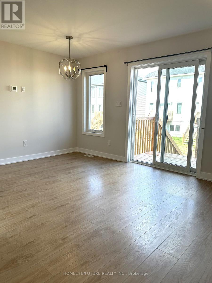 16 Margaret Graham Terrace, Smiths Falls, Ontario  K7A 0B9 - Photo 4 - X12413936