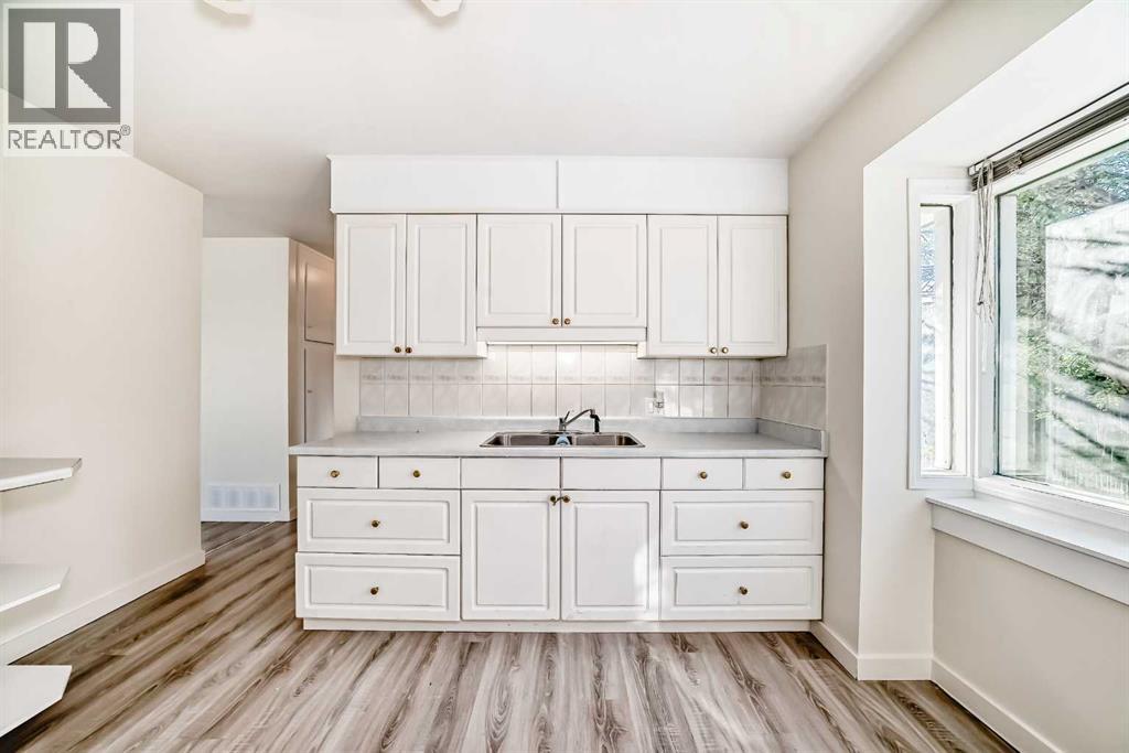 515 33 Avenue Ne, Calgary, Alberta  T2E 2J2 - Photo 6 - A2257203