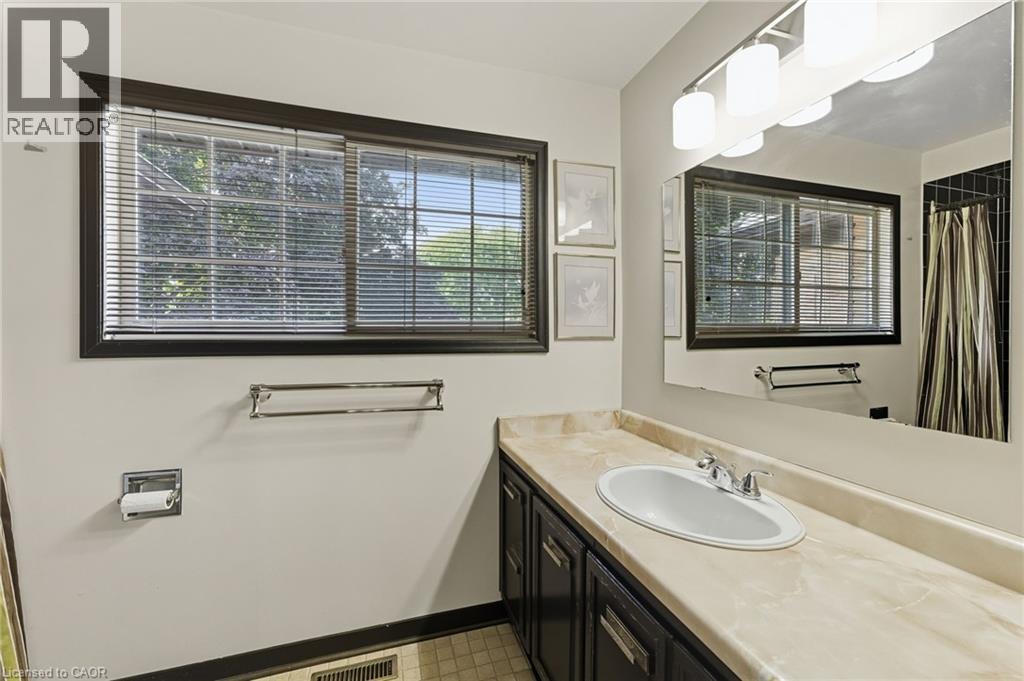 67 Forestview Drive, Dundas, Ontario  L9H 6M7 - Photo 33 - 40771534