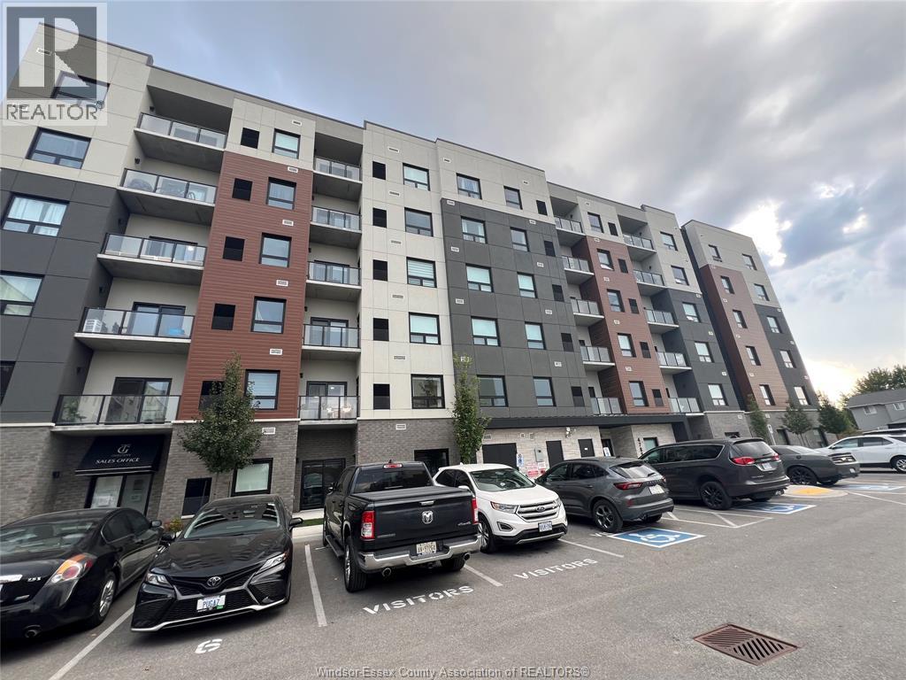 MLS# 25023885: 4785 WALKER Unit# 102, Windsor, Canada