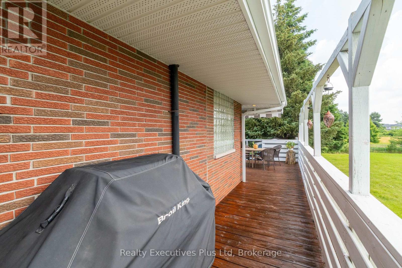 135 Cityview Drive, Guelph, Ontario  N1E 6Y7 - Photo 29 - X12413994
